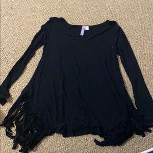 Long sleeve black top